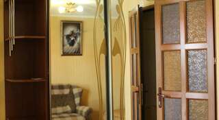 Гостевой дом Империал Судак Четырехместный номер -люкс-4